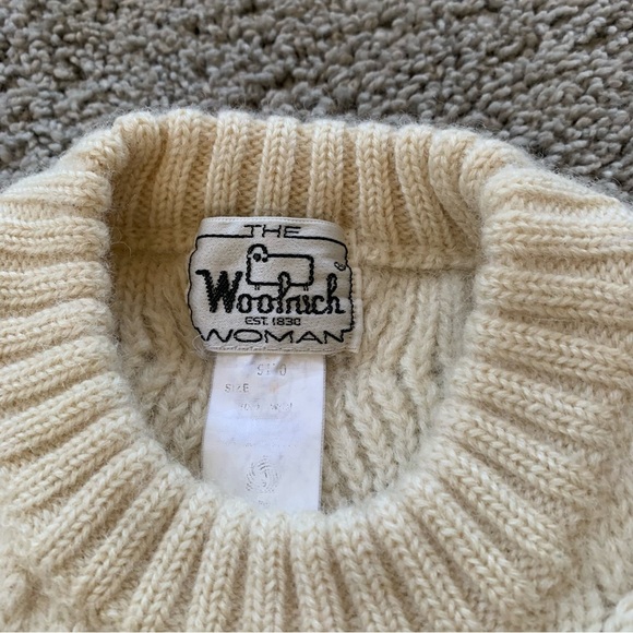 Vintage Women's Woolrich Cream Knit Wool Sweater Size Medium - Picture 3 of 6